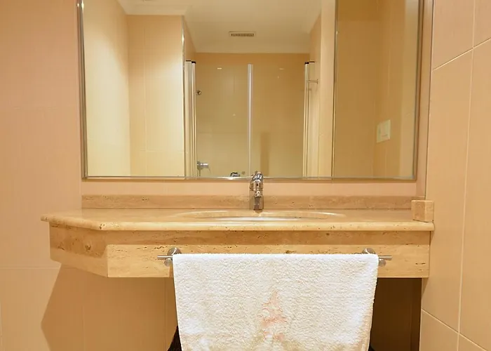 Galihost - Piso Con Terraza A Un Paso De Playa De A Lanzada